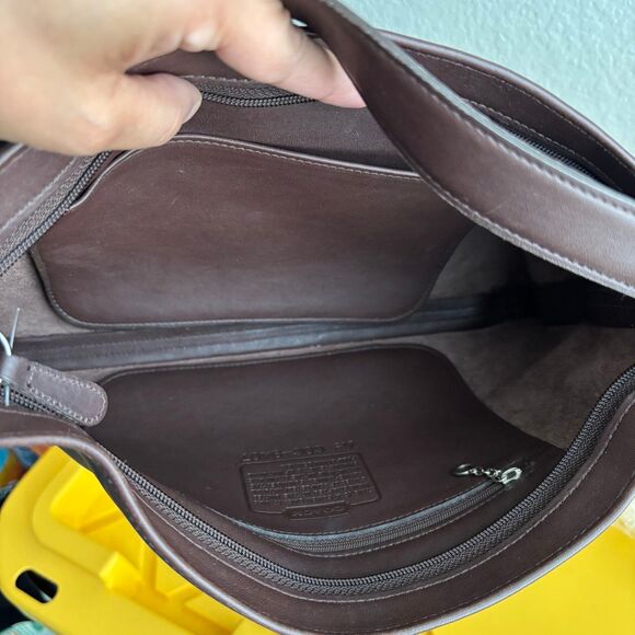 Vintage Coach Slim Shoulder Bag 9407 - Picture 5 of 7